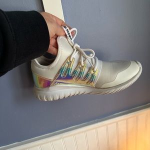 Adidas Tubular Radial women’s Hologram Sneakers